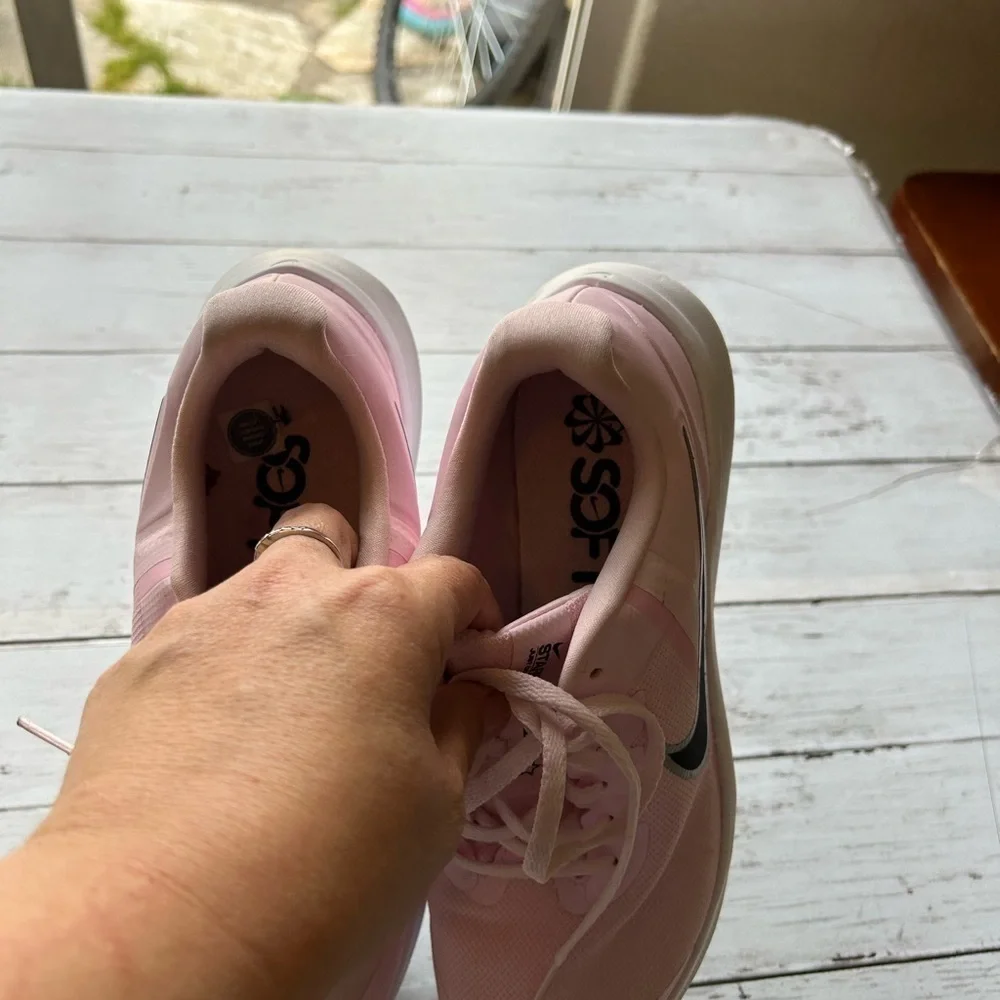 Nike Star Runne pink and black athletic shoes size 7Y